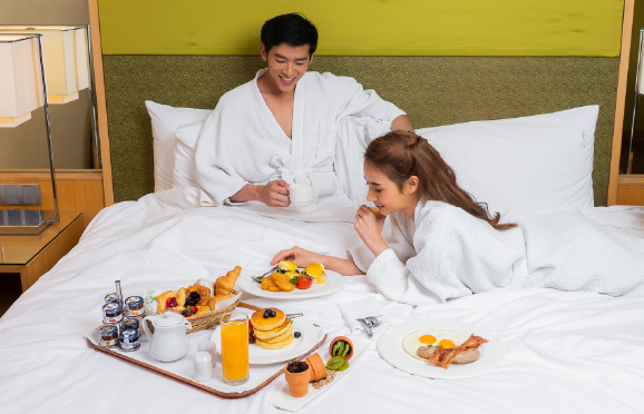 Breakfast in Bed at Holiday Inn Bangkok Silom