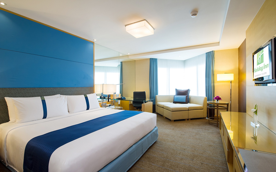 Отель холидей инн пхукет. Holiday Inn Bangkok Silom. Holiday Inn Bangkok. Матрац в сети отелей Holiday Inn в Тайланде.